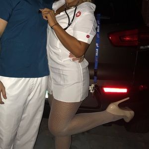 ❣️❣️❣️BRAND NEW 2017 NURSE HALLOWEEN COSTUME❣️❣️❣️